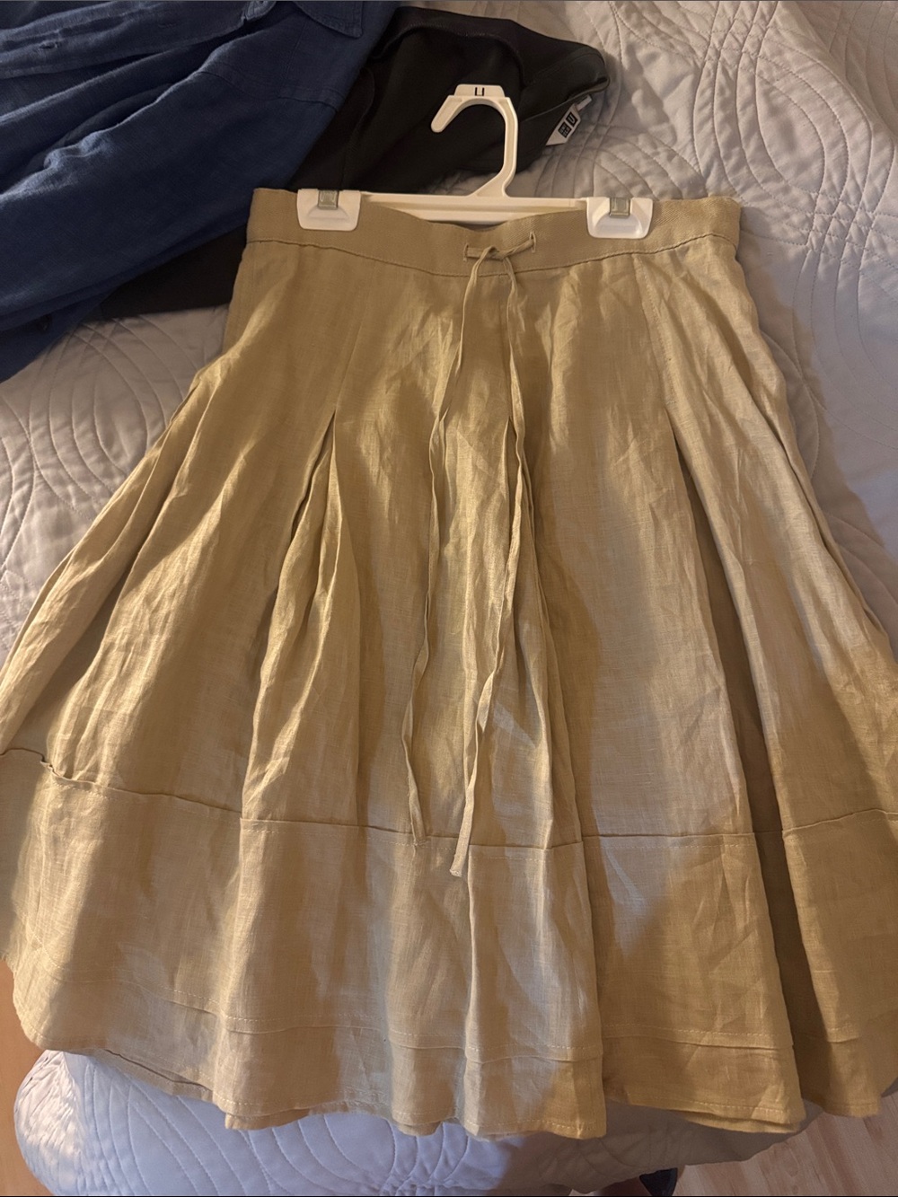 Women's Flowy Linen Blend Skirt in Light Khaki